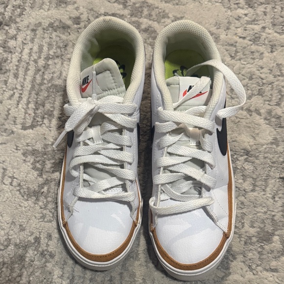 Nike White and Black High-Top Sneakers - Picture 4 of 4